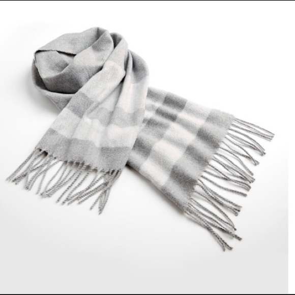 Express Scarf - Picture 4 of 4